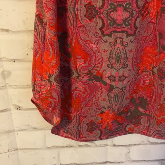 CAbi printed jubilee sleeveless blouse - Picture 3 of 4